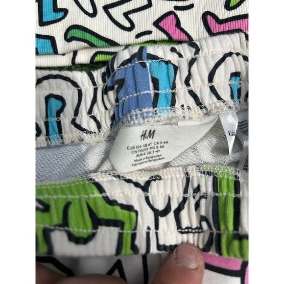 H&M x Keith Haring Style 2-Piece Set Kids Size 4T - Picture 2 of 3